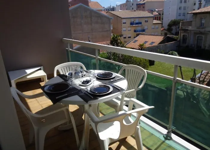 Apartmán En Centre-ville D'arcachon Avec Balcon, Parking Prive Et Wi-fi, A 300m De La - Fr-1-374-28 *
