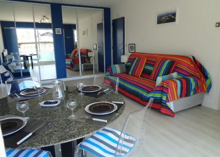 En Centre-ville D'arcachon Avec Balcon, Parking Prive Et Wi-fi, A 300m De La - Fr-1-374-28 Apartmán