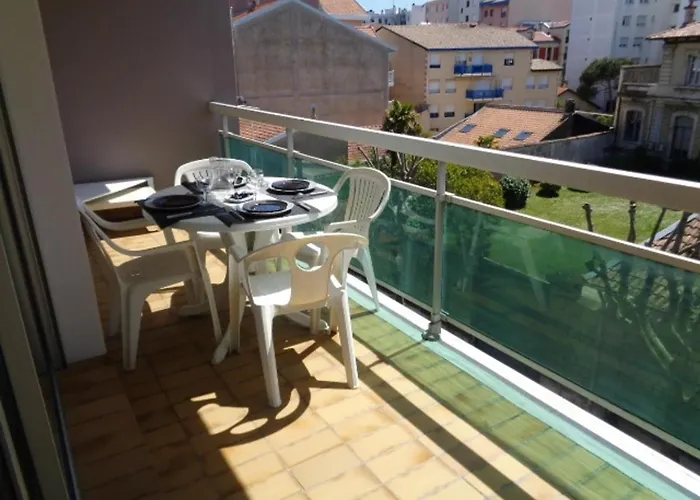 Apartmán En Centre-ville D'arcachon Avec Balcon, Parking Prive Et Wi-fi, A 300m De La - Fr-1-374-28 *