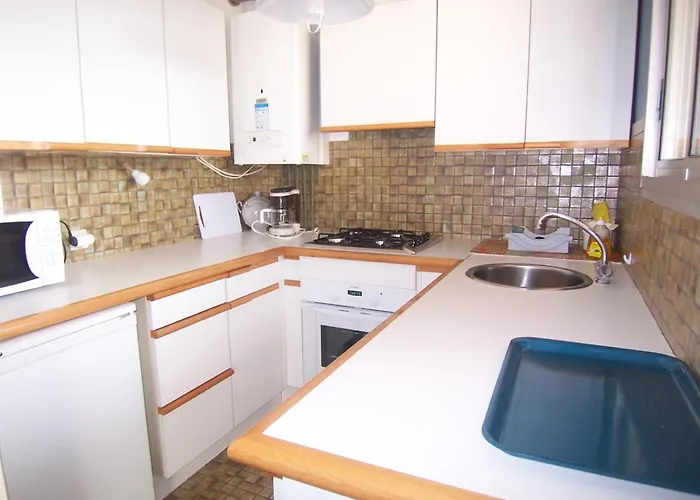 Apartmán En Centre-ville D'arcachon Avec Balcon, Parking Prive Et Wi-fi, A 300m De La - Fr-1-374-28 *