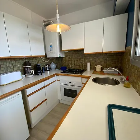 아파트 En Centre-ville D'arcachon Avec Balcon, Parking Prive Et Wi-fi, A 300m De La - Fr-1-374-28